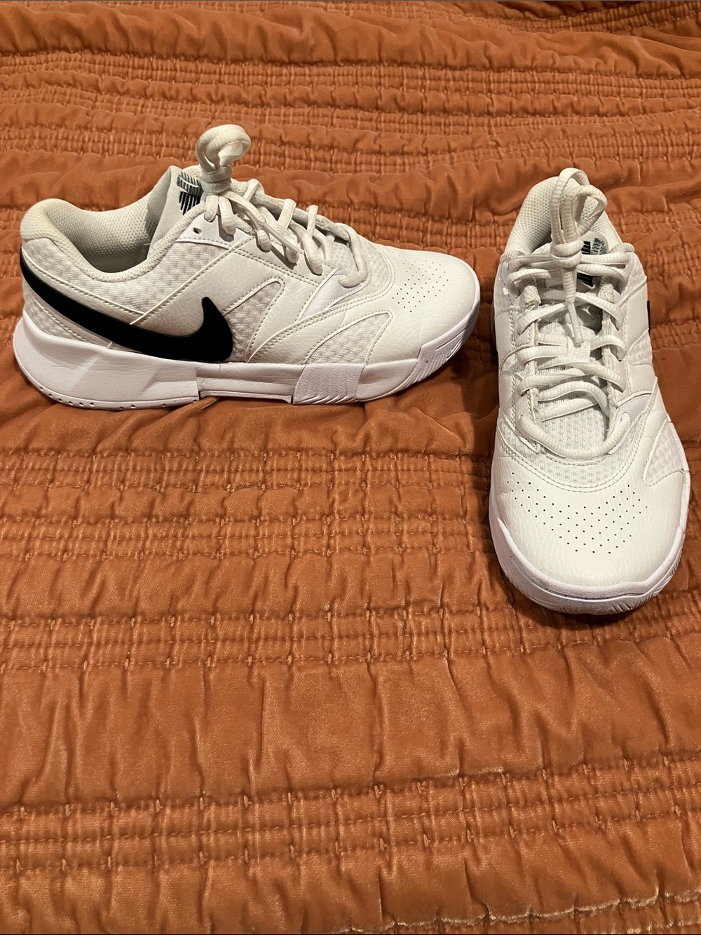 White Nike court lite 4 size 6.5